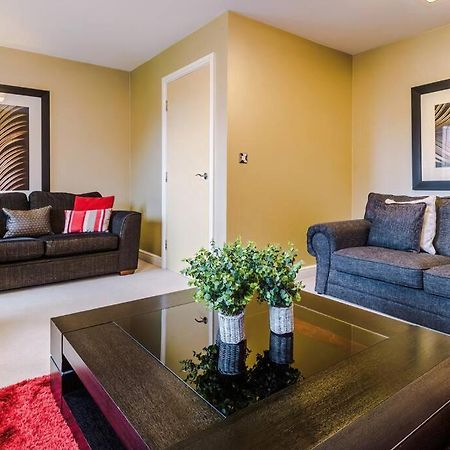 Stylish Townhouse Chester City Centre With Parking Екстериор снимка