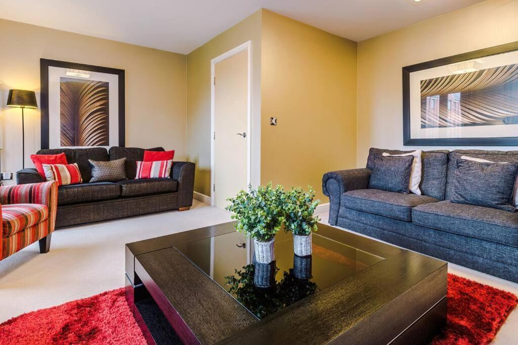 Stylish Townhouse Chester City Centre With Parking Екстериор снимка